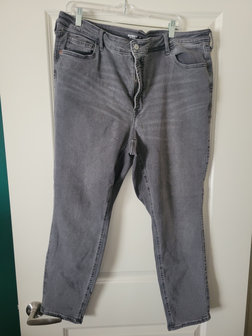 Old Navy Women's Gray Stretch Slim Jeans
